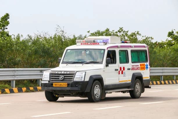 Ambulance image 3